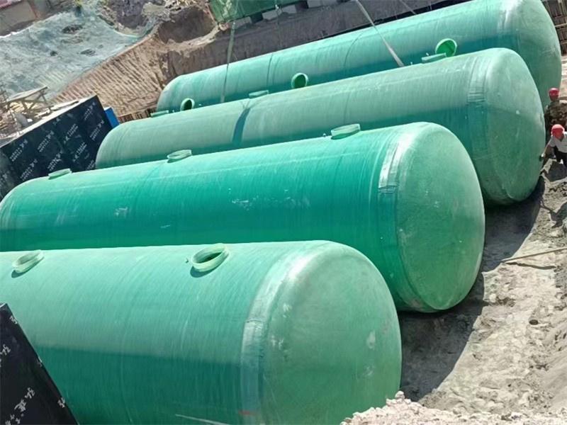 Glass-Fused Silica Septic Tank
