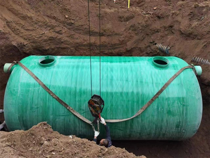 Glass-Fused Silica Septic Tank