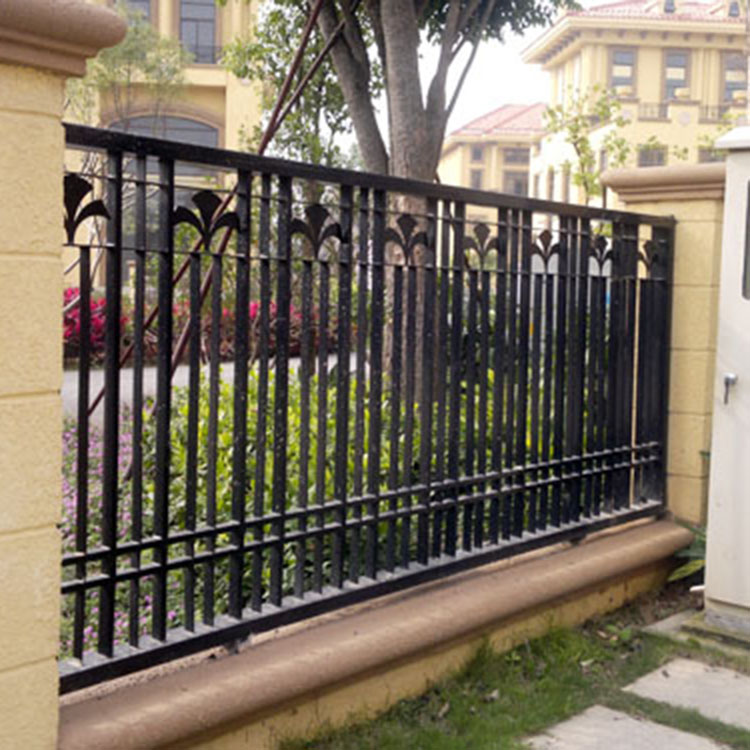 树叶花栏杆