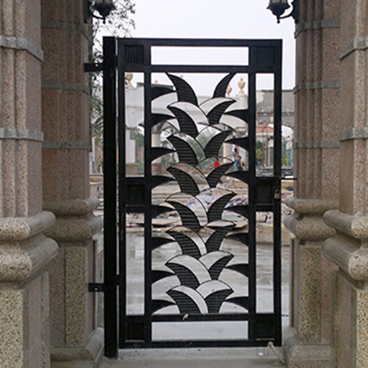 清远卧龙五州地产小门