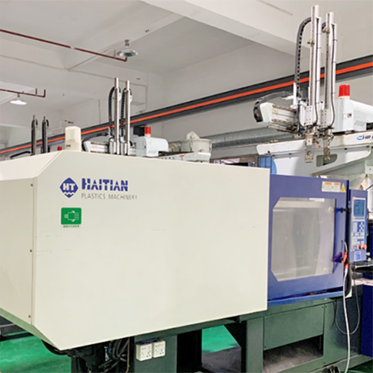 卧式注塑机