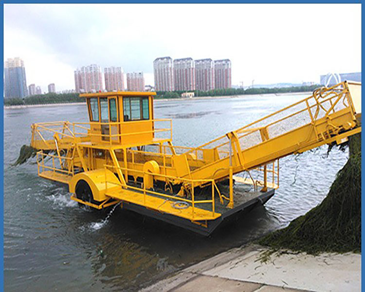 Water Hyacinth Harvesting Boat, Floating Lily Park Cleanup and Recovery Vessel