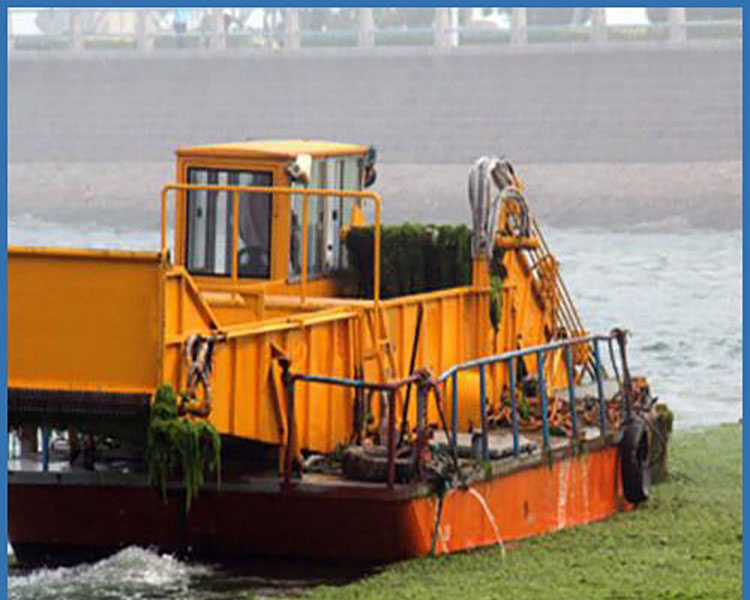 Surface Recovery Vessel - Recovery of Floating Debris on Water Surface