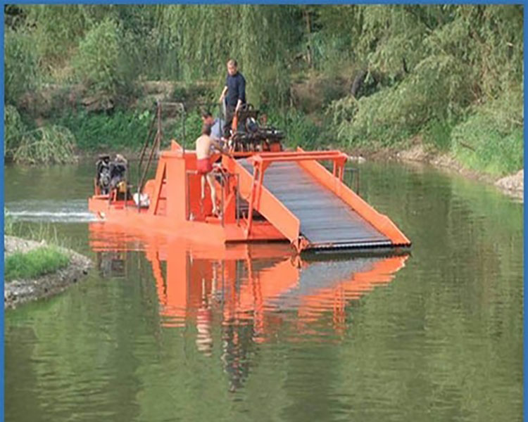 Automatic Grass Boat - Front Loading/Unloading Aquatic Weed Harvester