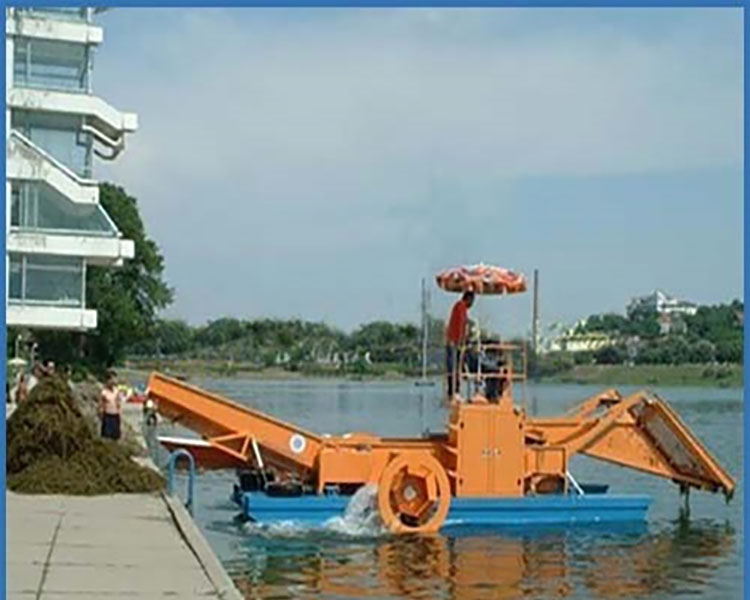 Automated lawn boat, stable performance, single operator, automatic unloading