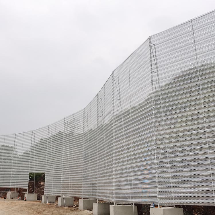 Metal windbreak and dust suppression mesh