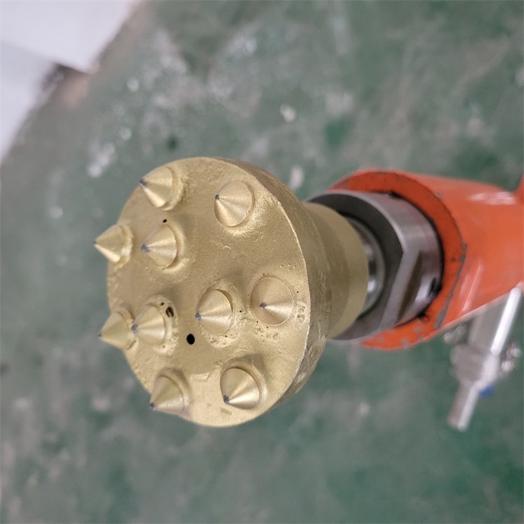 Bridge Seam Portable Fluffing Machine, Single-Head Triple-Head Suspended Chiseling Machine, Chiseling Planer