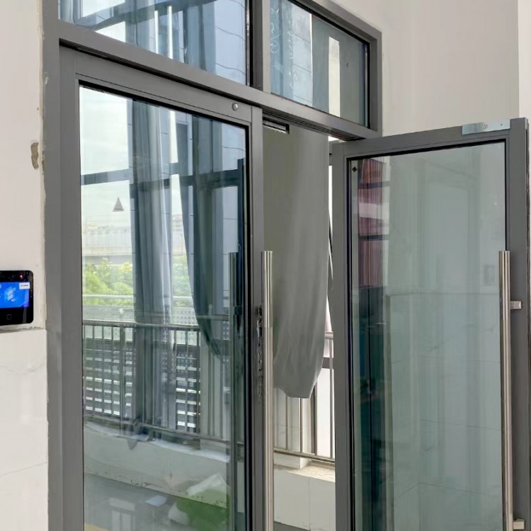 学校人脸刷卡门禁系统