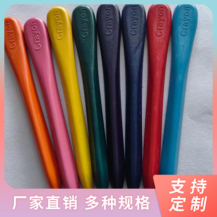 Small triangle plastic crayon
