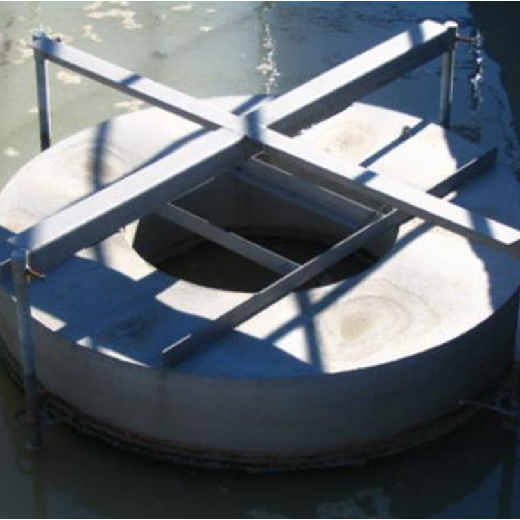 浮筒式滗水器