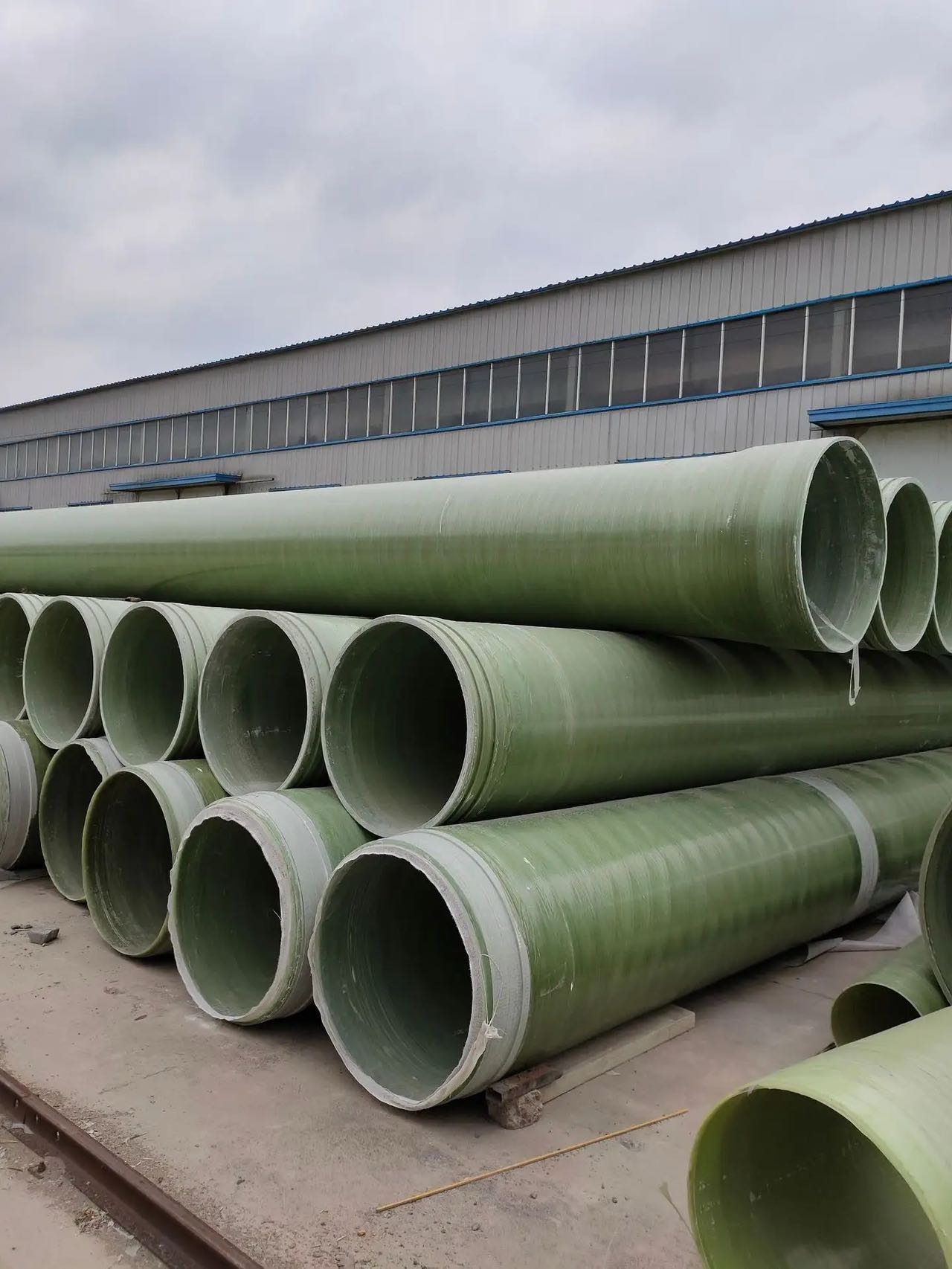 新疆霍尔果斯玻璃钢管道