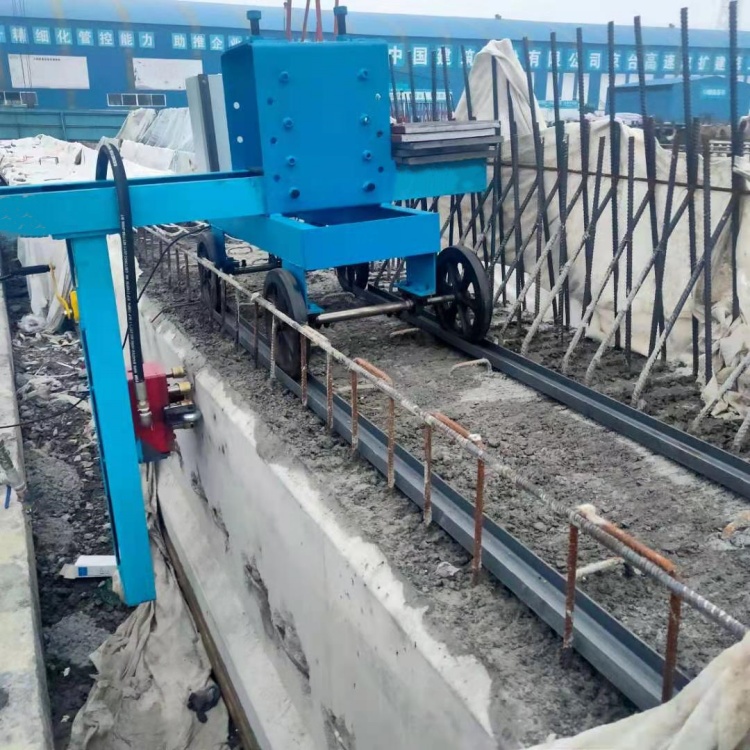 Track Walking Beam & Plate Roughening Machine, Concrete Roughening Machine, Beam Flange Roughening Machine Manufacturer