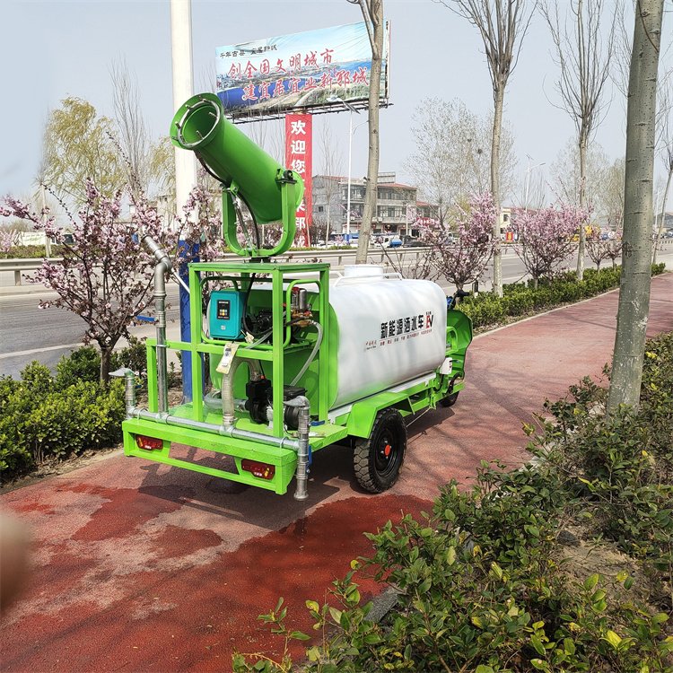 工地除尘电动雾炮洒水车 街道环卫喷洒车 1.5立方2立方