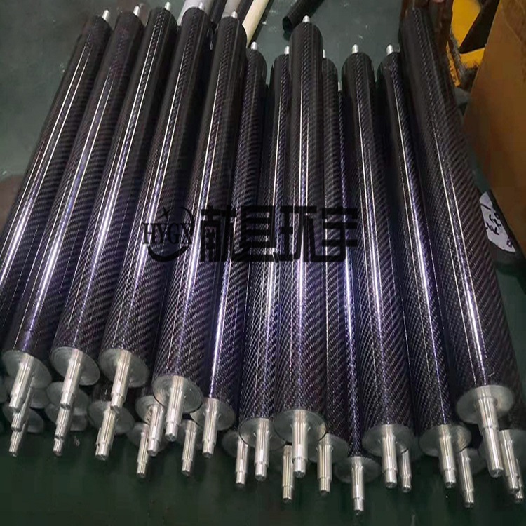 定做辊轴用斜纹碳纤维管3K碳纤维管材 辊轴导向轴 碳纤维制品