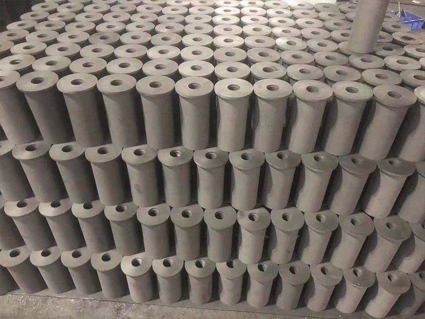 石墨坩埚