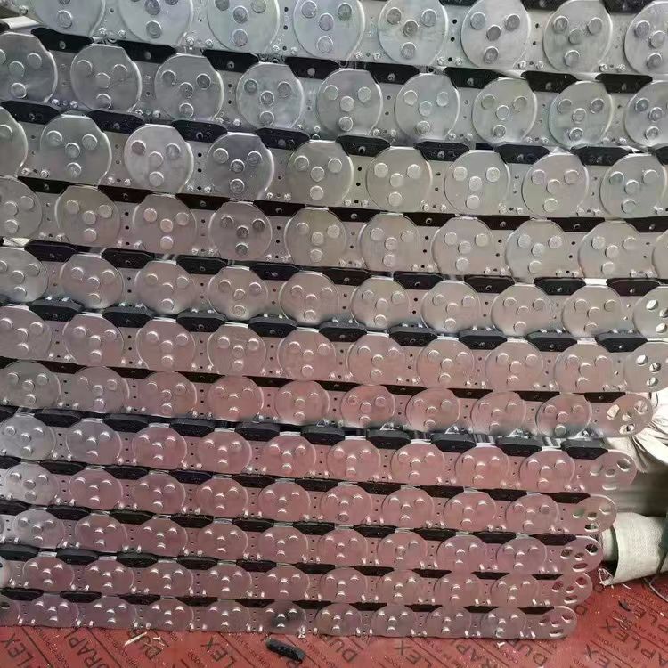 钢铝拖链