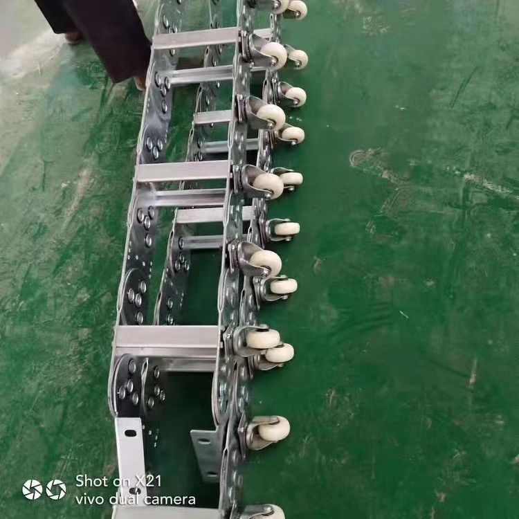 钢铝拖链
