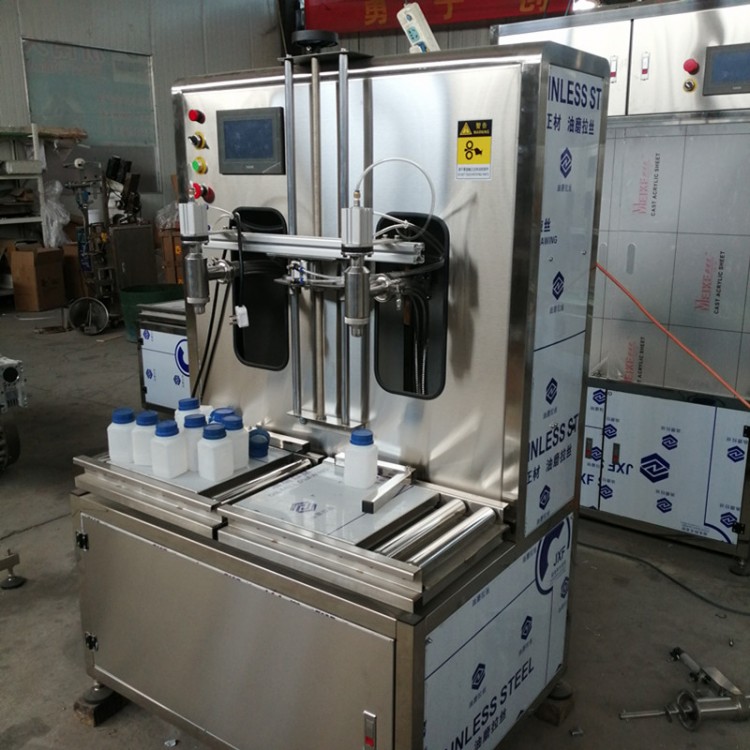济南半自动水剂灌装机 天鲁液体肥料灌装机