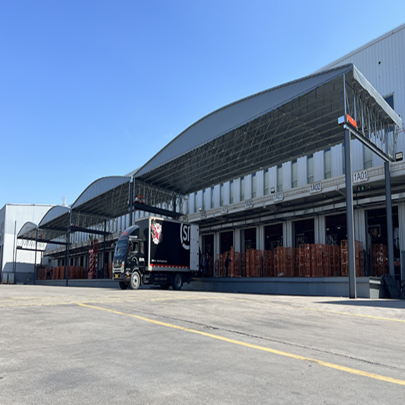 滨州专业制作电动雨棚大型推拉雨蓬移动伸缩活动雨篷免费测量