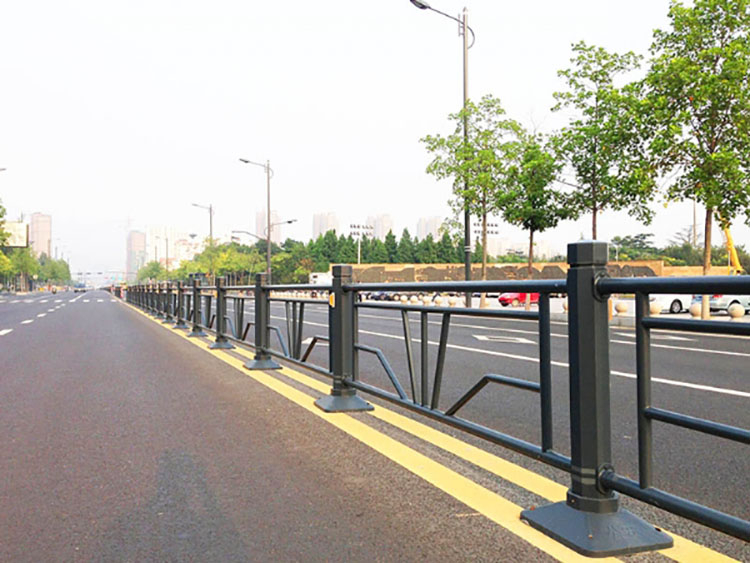 道路护栏 市区公路隔离栏