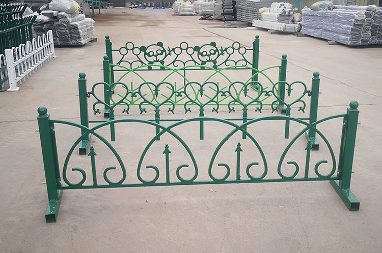 铁艺护栏 防护栅栏栏杆