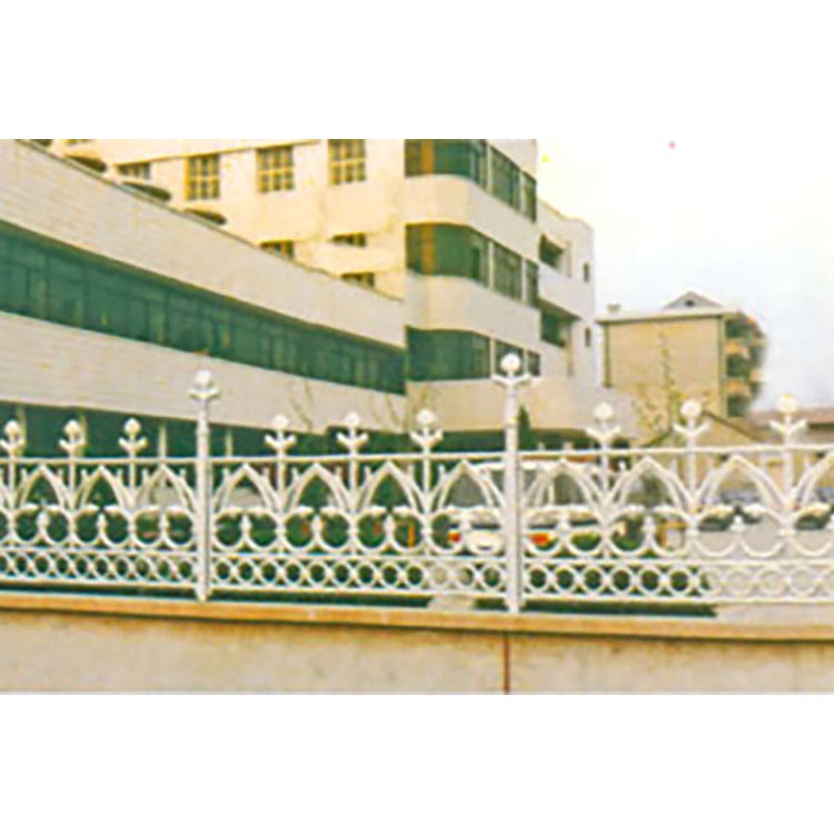 小满院春铸铁护栏