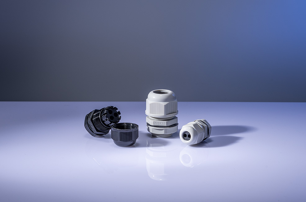 多孔/扁孔尼龙电缆接头