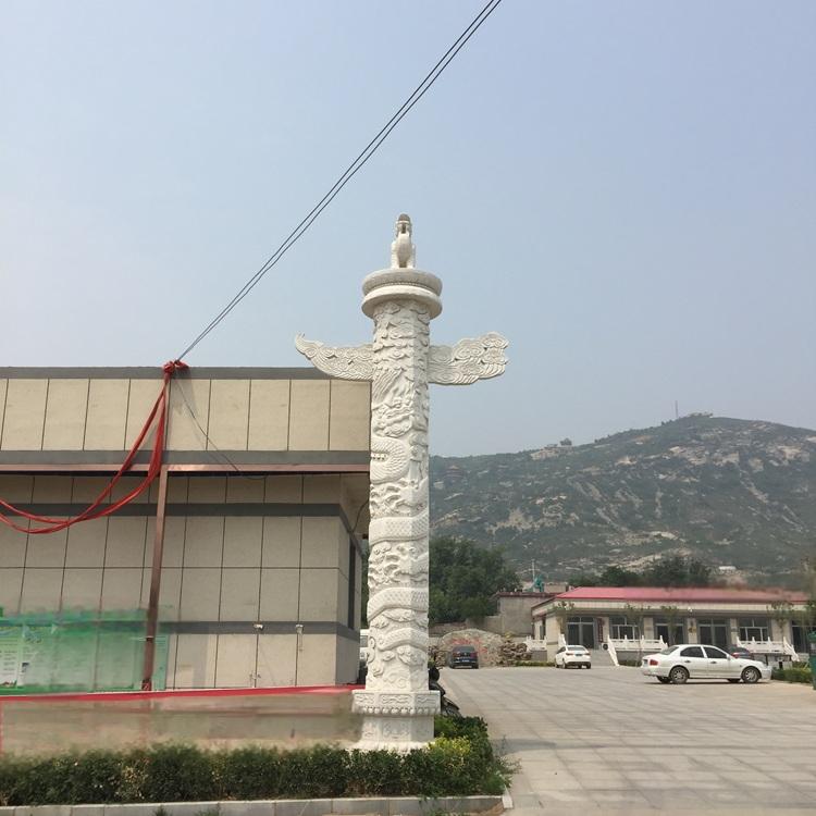 盘龙柱
