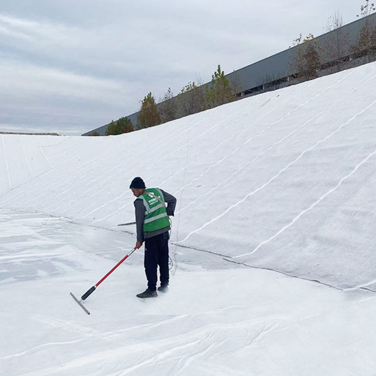 渗滤液池防渗膜渗漏检测