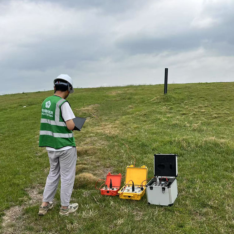 填埋场封场防渗层完整性检测