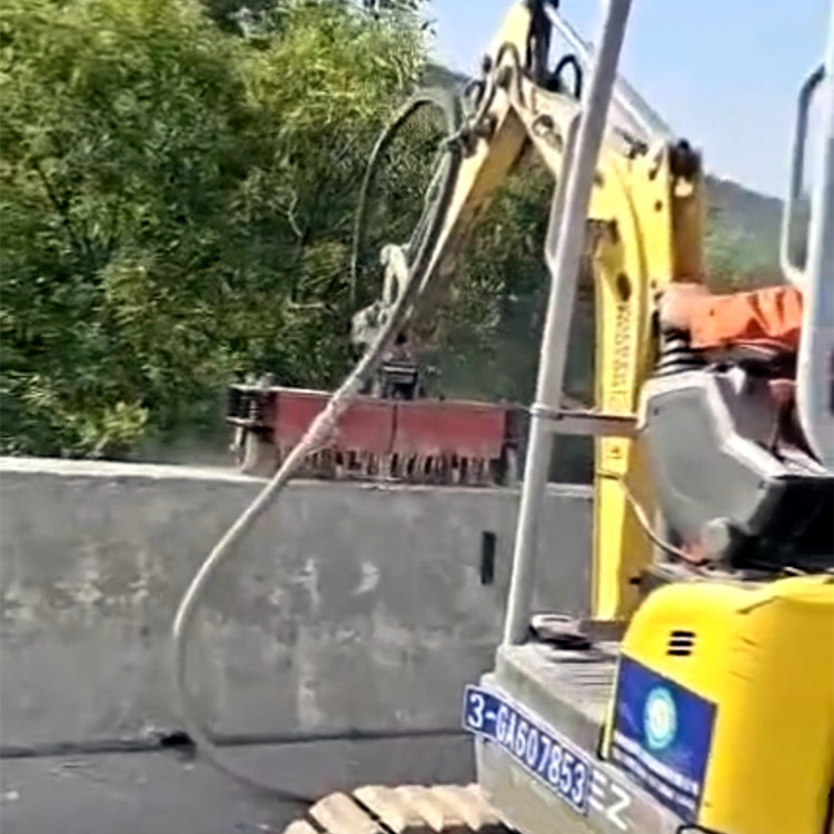 机械式混凝土凿毛机 防撞墙立面顶面一体式凿毛机