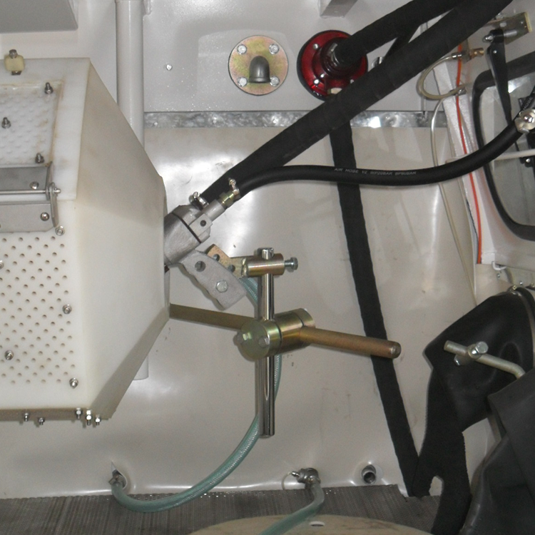 SS-8型液体滚筒喷砂机