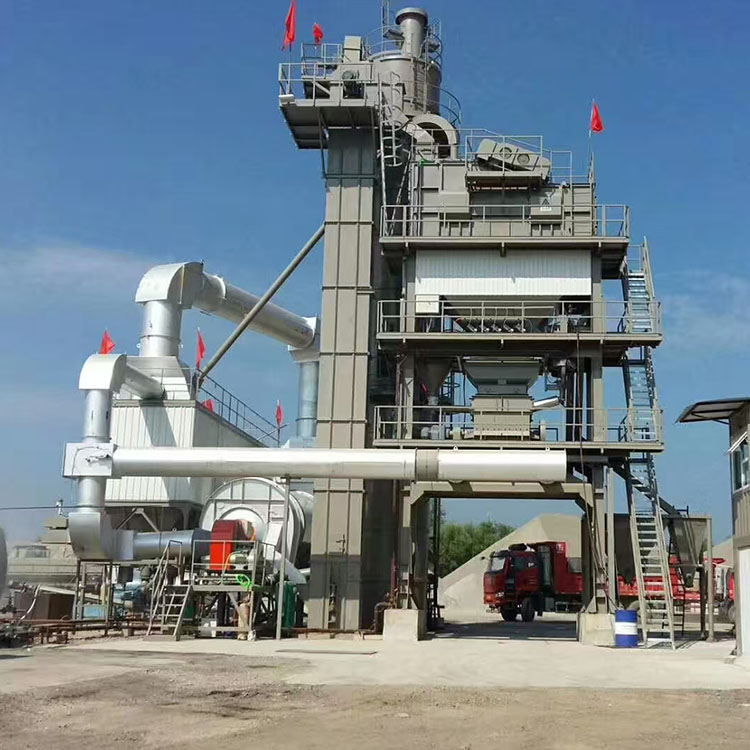 Bitumen mixing station