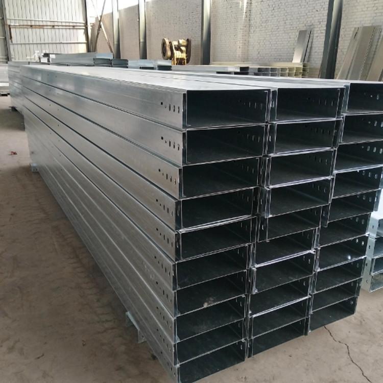 Channeled cable tray