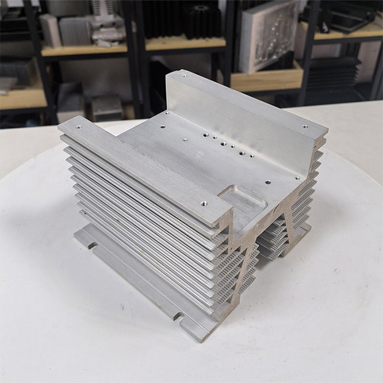 铝型材散热器