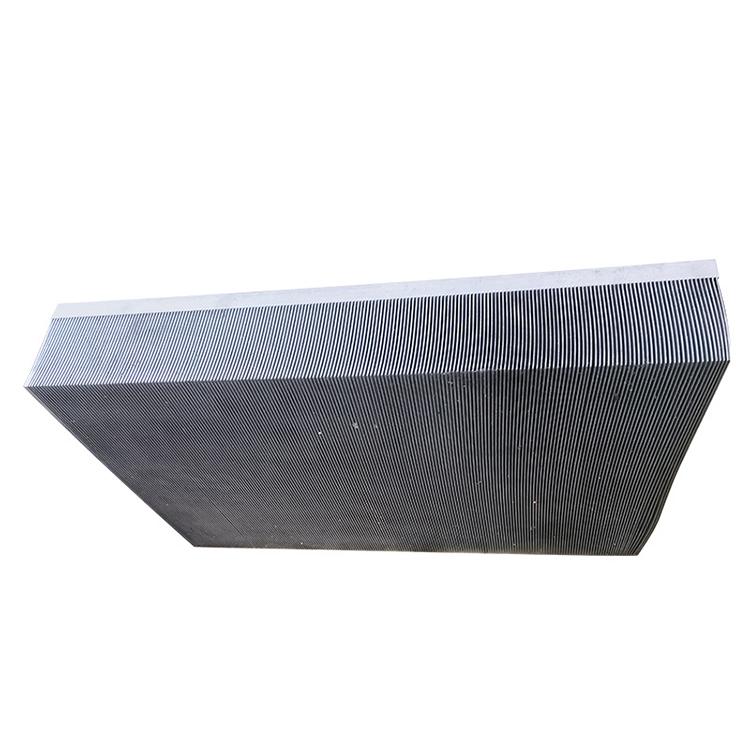 High-density toothed radiator