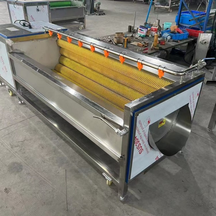 喷淋式毛辊清洗机贝壳类大姜土豆毛刷清洗除杂设备