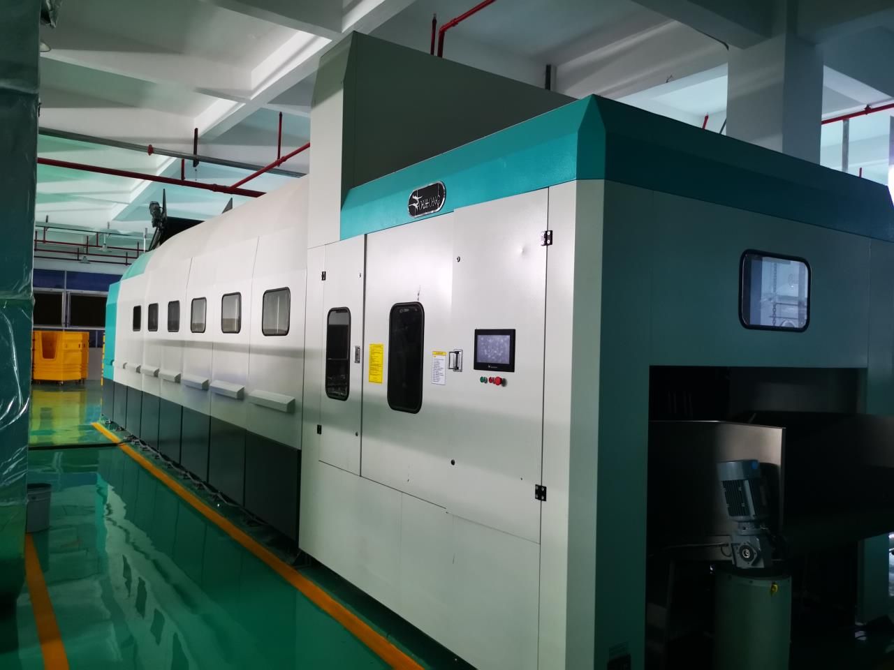 GZLIJING Manufacturer of Large Industrial Laundry Equipment, 10-Carrier Tunnel Laundry Line