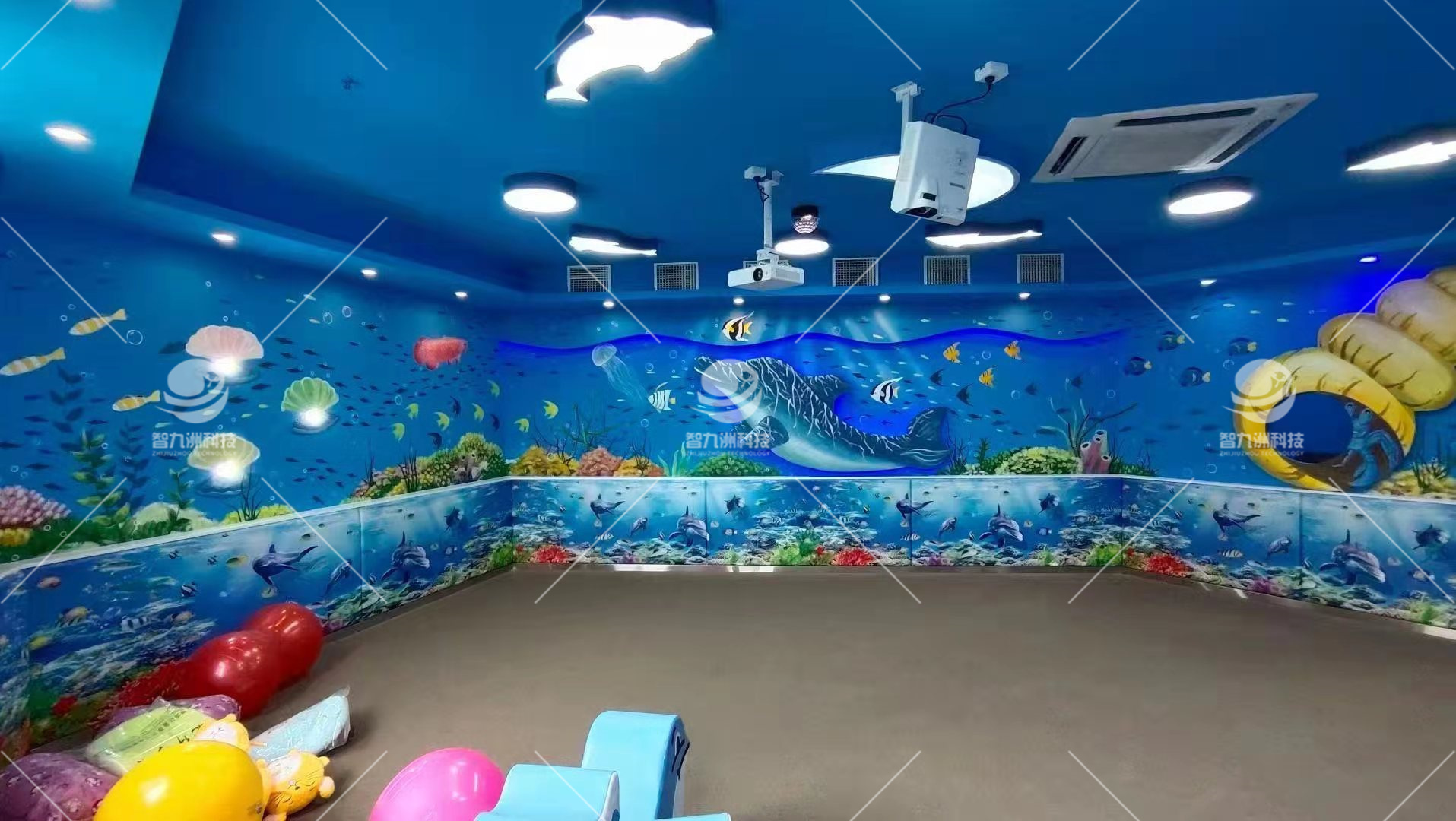 海豚屋