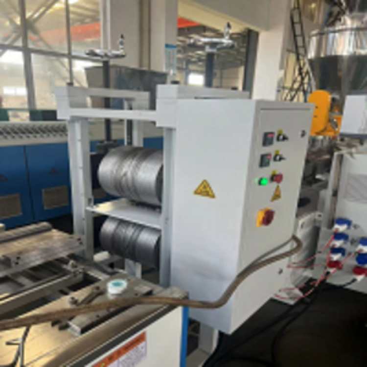 塑木地板户外庭院防腐木工程园林景区生态木生产线机械设备