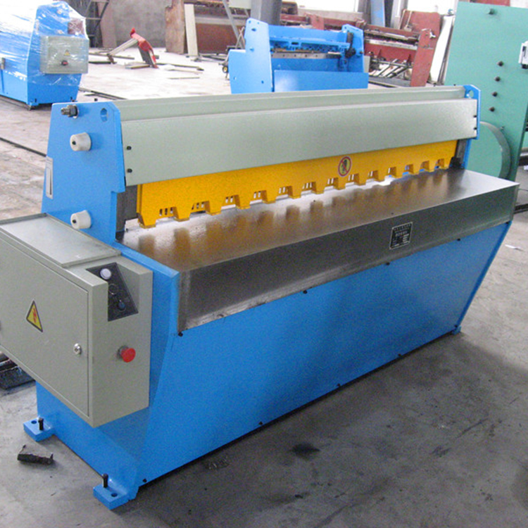 QH11D Precision Shearing Machine