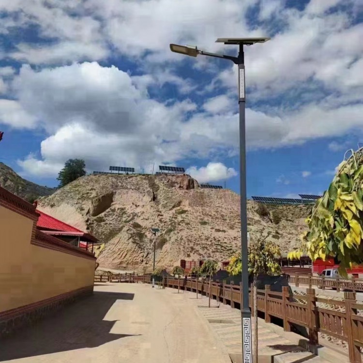 大同路灯厂家、大同太阳能路灯、庭院灯