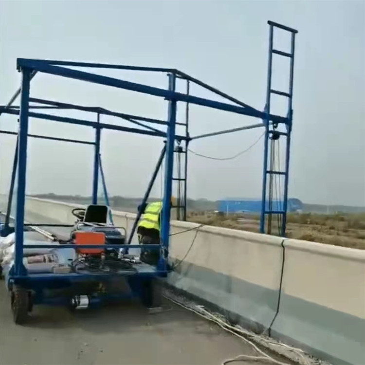 380V电源款桥梁外侧施工平台 手拉葫芦方便升降