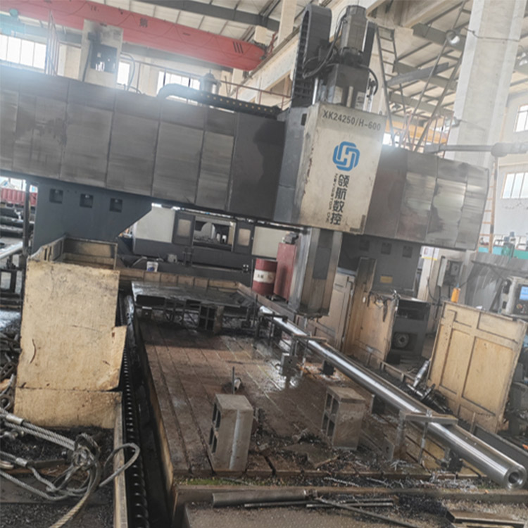 大型龙门加工中心