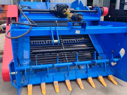 宁津迪顺农机大型捡石机介绍