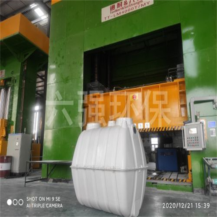 供应郴州一体二八式玻璃钢化粪池单价农村农户化粪池价格