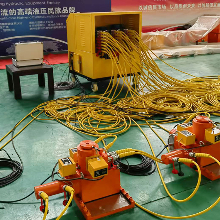 步履式顶推设备，钢箱梁顶推设备