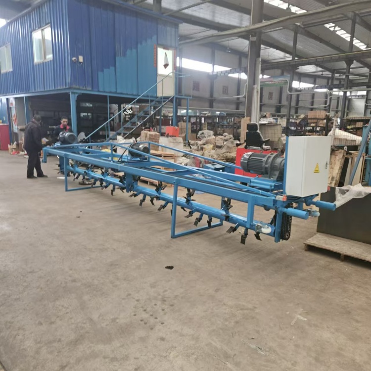 恒全机械 4-6米轨道式翻爬机 酒糟锯末晾晒翻抛机