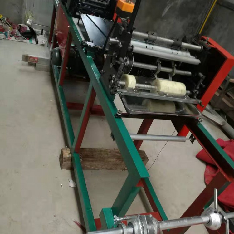 制作梨子双层半圆口纸袋的实用型果袋机