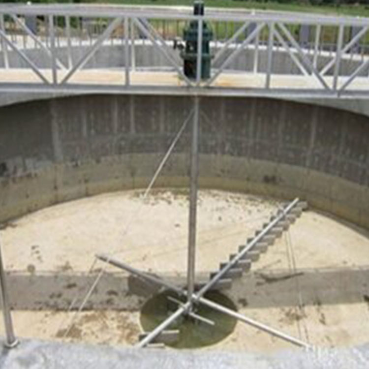 垂架式中心传动刮吸泥机